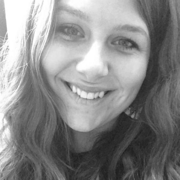 Poshmark profile picture for @hanna0716